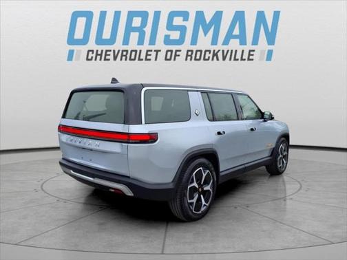 2023 Rivian R1S Adventure