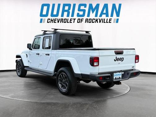 2022 Jeep Gladiator Overland