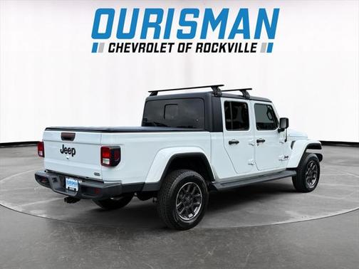 2022 Jeep Gladiator Overland