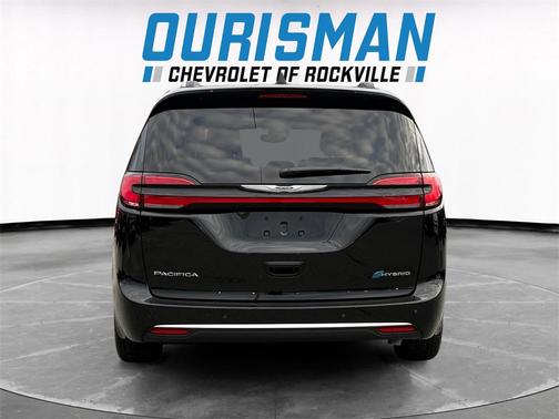 2025 Chrysler Pacifica L