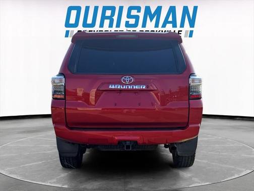 2022 Toyota 4Runner SR5