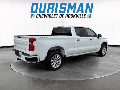 2022 Chevrolet Silverado 1500 Custom