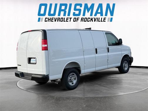2025 Chevrolet Express 2500 RWD 2500 Regular Wheelbase WT