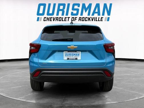 2025 Chevrolet Trax LS
