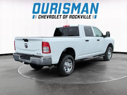 2024 RAM 2500 Tradesman Crew Cab 4x4 6'4' Box