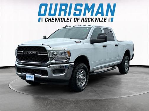 2024 RAM 2500 Tradesman Crew Cab 4x4 6'4' Box