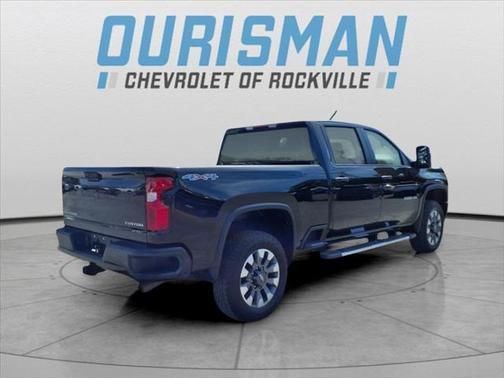 2022 Chevrolet Silverado 2500 Custom