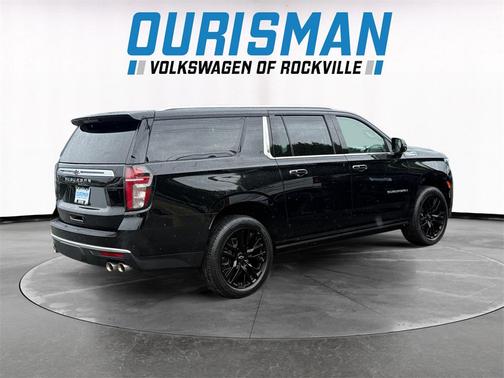 2023 Chevrolet Suburban 4WD High Country