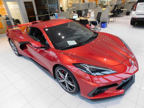 Photo 2 of 3 of 2021 Chevrolet Corvette