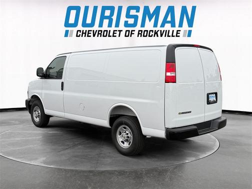 2025 Chevrolet Express 2500 RWD 2500 Regular Wheelbase WT
