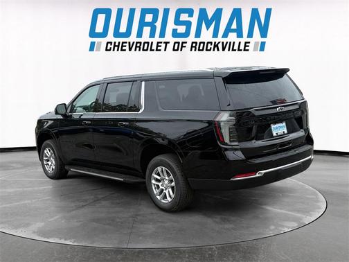 2025 Chevrolet Suburban LT