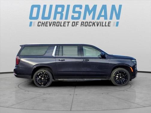 2025 Chevrolet Suburban LS