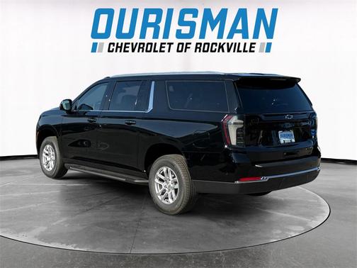 2025 Chevrolet Suburban LT