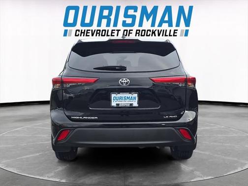 2021 Toyota Highlander LE