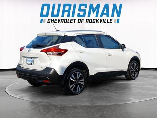 2020 Nissan Kicks SV