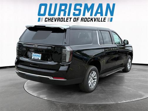 2025 Chevrolet Suburban LT