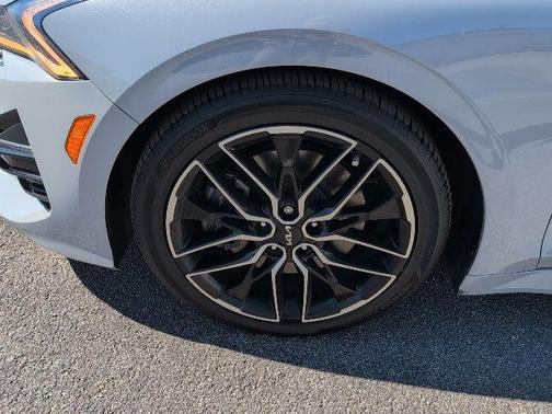2023 Kia K5 GT