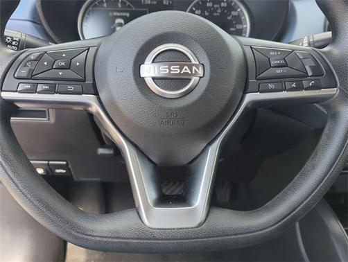 2023 Nissan Versa 1.6 SV