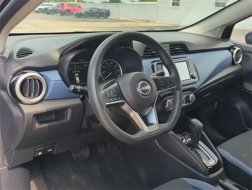 2023 Nissan Versa 1.6 SV