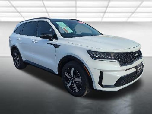 2023 Kia Sorento S