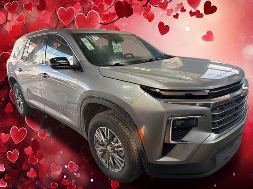 2025 Chevrolet Traverse LT