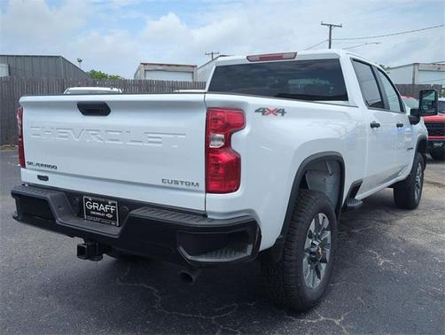 2025 Chevrolet Silverado 2500 Custom