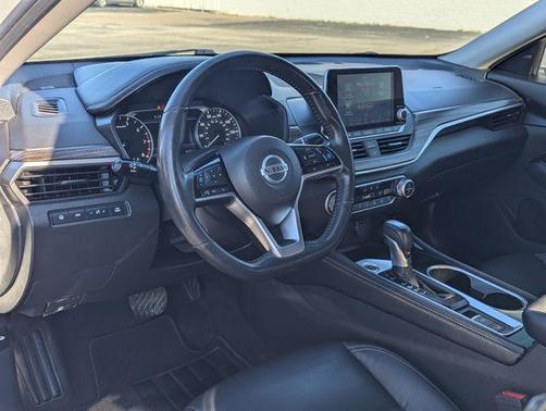 2022 Nissan Altima 2.5 SL