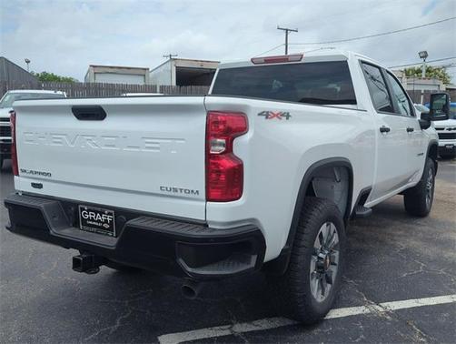 2025 Chevrolet Silverado 2500 Custom