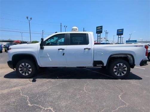 2025 Chevrolet Silverado 2500 Custom