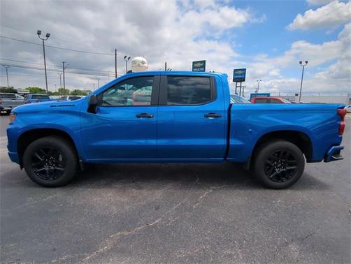 2025 Chevrolet Silverado 1500 Custom