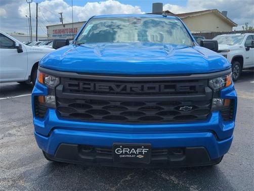 2025 Chevrolet Silverado 1500 Custom