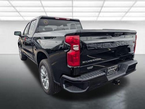 Black 2026 Chevrolet Silverado 1500 Custom