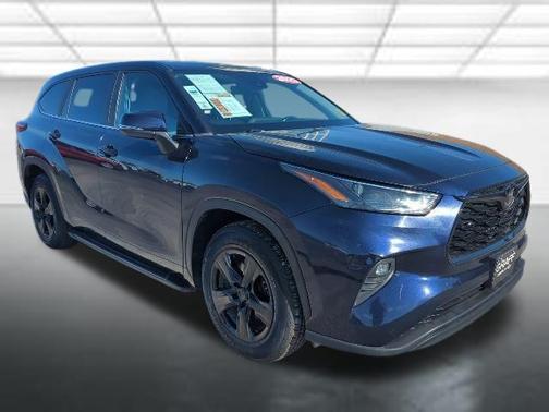 2023 Toyota Highlander LE