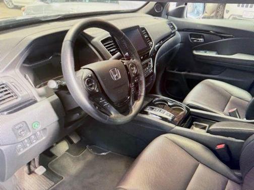 2022 Honda Ridgeline Black