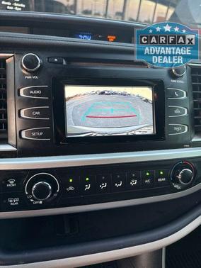 2019 Toyota Highlander LE I4