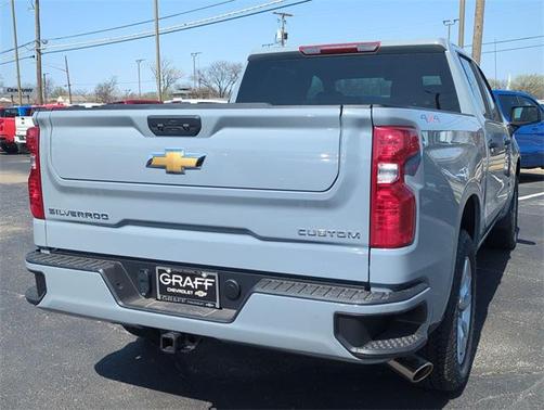 2025 Chevrolet Silverado 1500 Custom