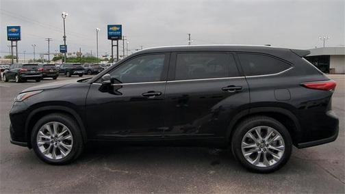 2022 Toyota Highlander Limited