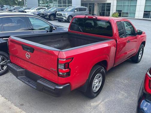 2022 Nissan Frontier S