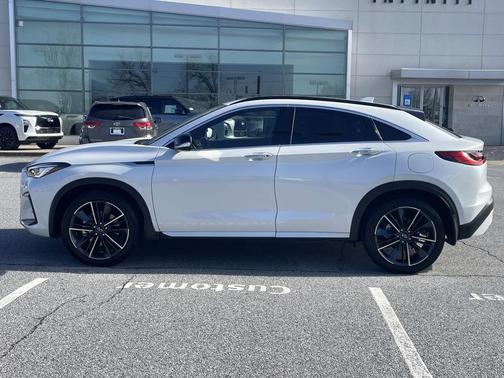 2025 INFINITI QX55 LUXE