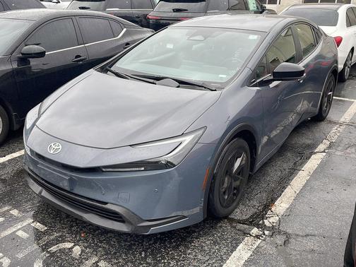 2024 Toyota Prius LE