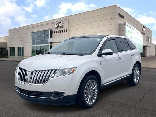 2011 Lincoln MKX Base