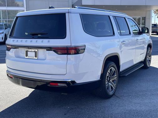 2024 Jeep Wagoneer L Series I 4x4