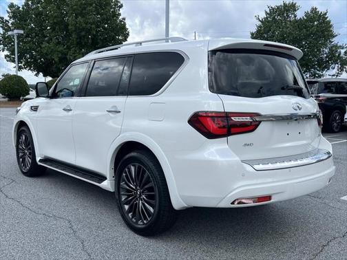 2024 INFINITI QX80 SENSORY AWD