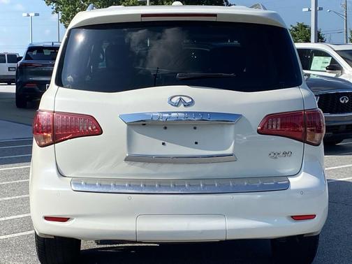 2017 INFINITI QX80 Base