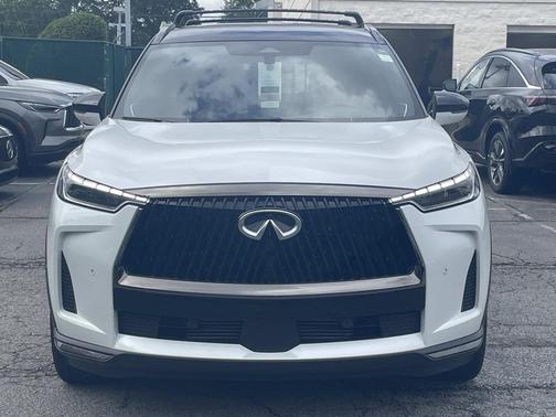 Radiant White/Black Obsidian 2026 INFINITI QX60 AUTOGRAPH