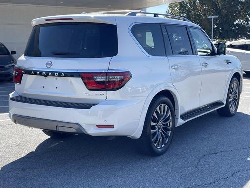2024 Nissan Armada Platinum 2WD