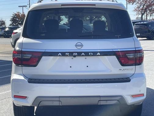 2024 Nissan Armada Platinum 2WD
