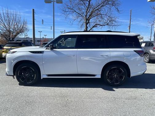 2026 INFINITI QX80 SPORT