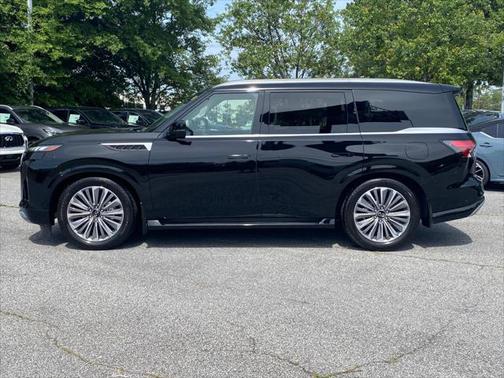 2025 INFINITI QX80 Luxe