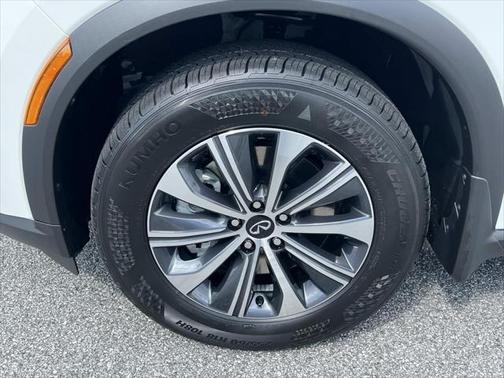 2025 INFINITI QX60 Pure